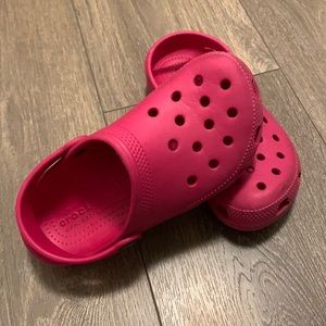 Girls crocs